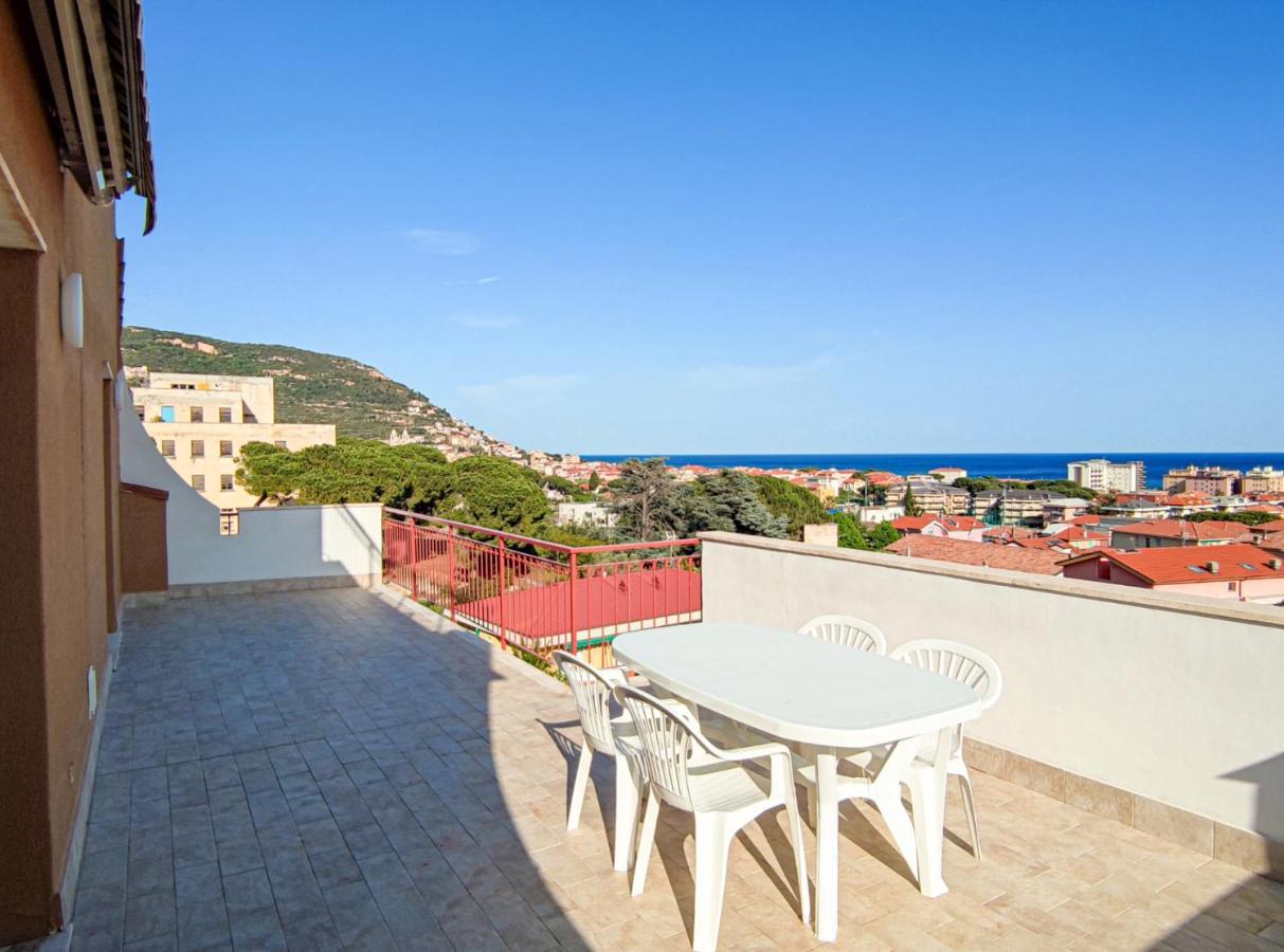 Bella Vista - By Ligooria Apartment Pietra Ligure Exterior photo
